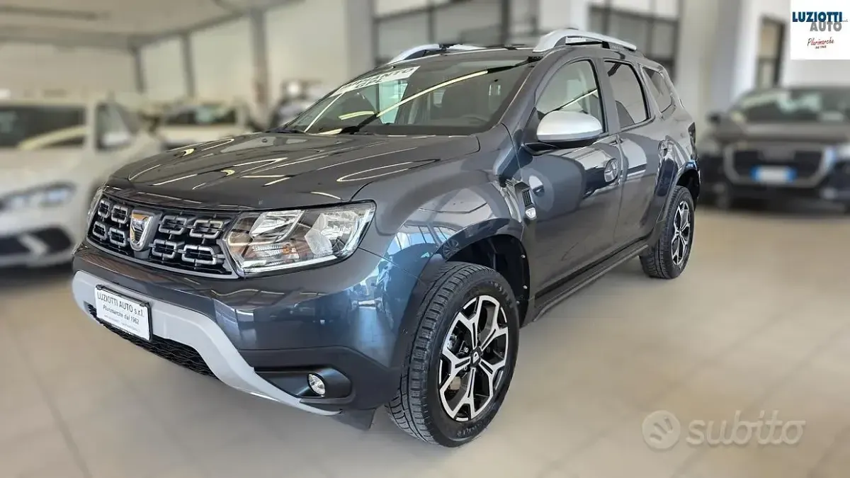 Usata Dacia Duster Prestige 101 CV (74 kW) 2020 Grigio SUV
