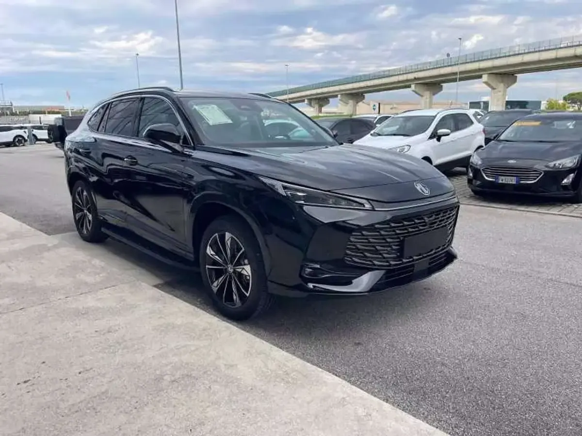 Nuova MG HS Luxury 272 CV (200 kW) 2026 Nero SUV