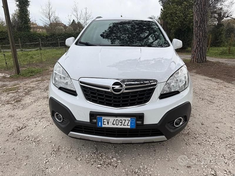 Usata Opel Mokka Cosmo 131 CV (96 kW) 2014 Bianco SUV