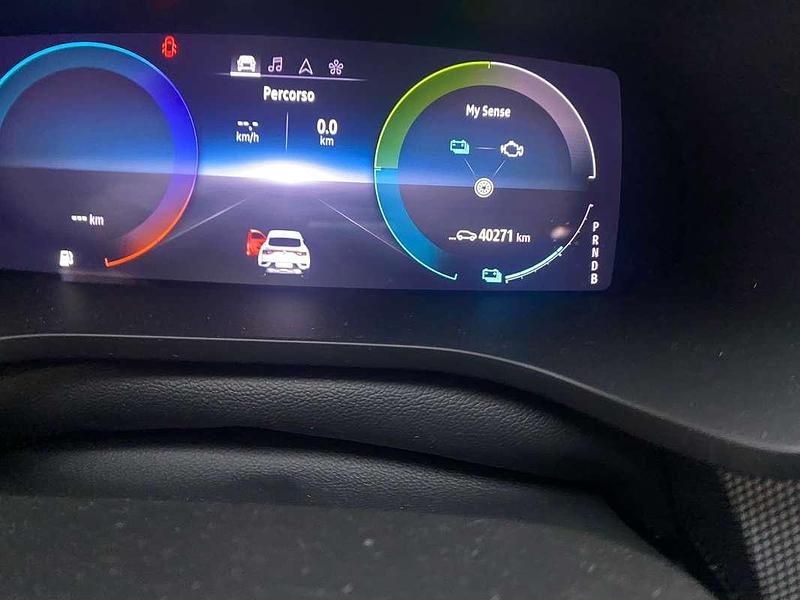 Usata Renault Arkana Intens 145 CV (106 kW) 2021 Rosso SUV