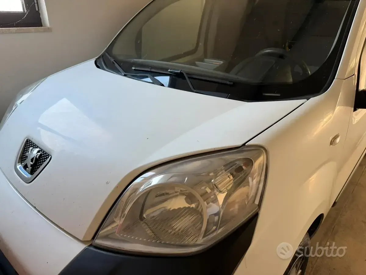 Usata Peugeot Bipper 68 CV (50 kW) 2008 Monovolume