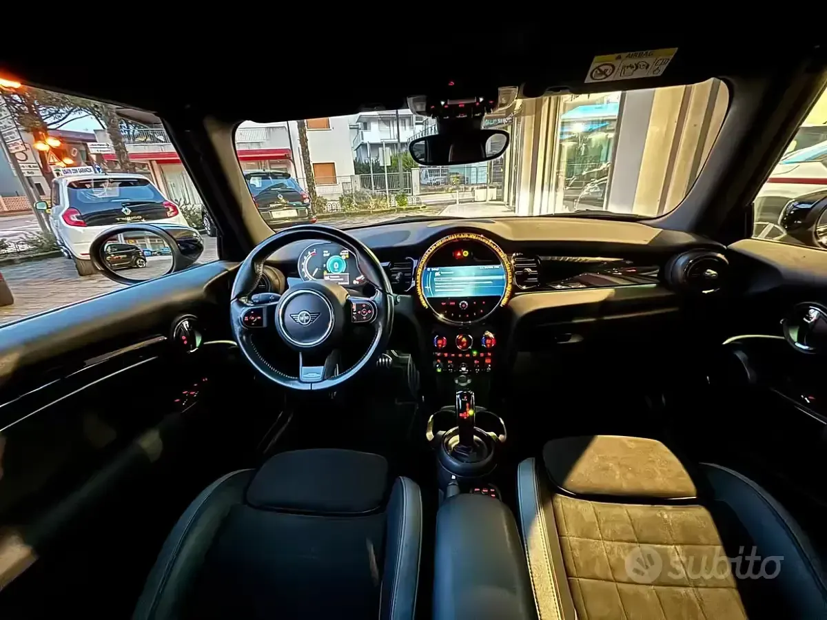 Usata Mini Cooper 136 CV (100 kW) 2021 Nero Utilitaria