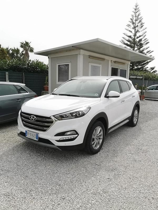 Usata Hyundai Tucson 116 CV (85 kW) 2018 Bianco SUV