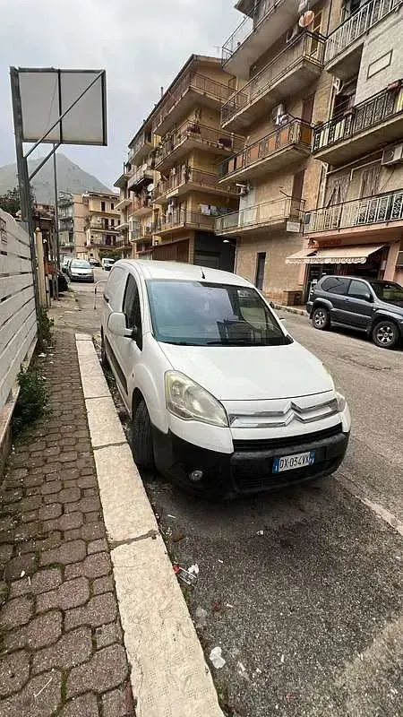 Usata Citroën Berlingo XTR 90 CV (66 kW) 2009 Bianco Monovolume