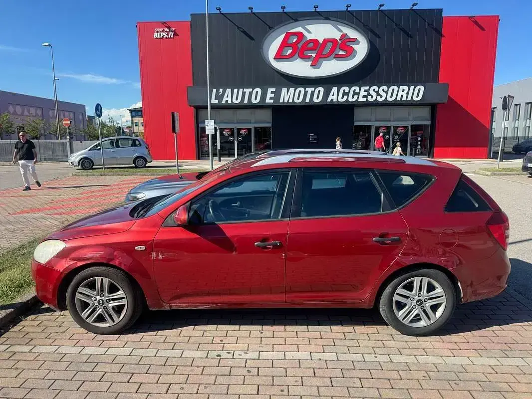 Usata Kia Ceed LX 90 CV (66 kW) 2007 Utilitaria
