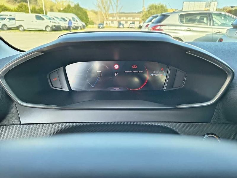 Usata Peugeot 208 Allure 101 CV (74 kW) 2024 Blu Utilitaria