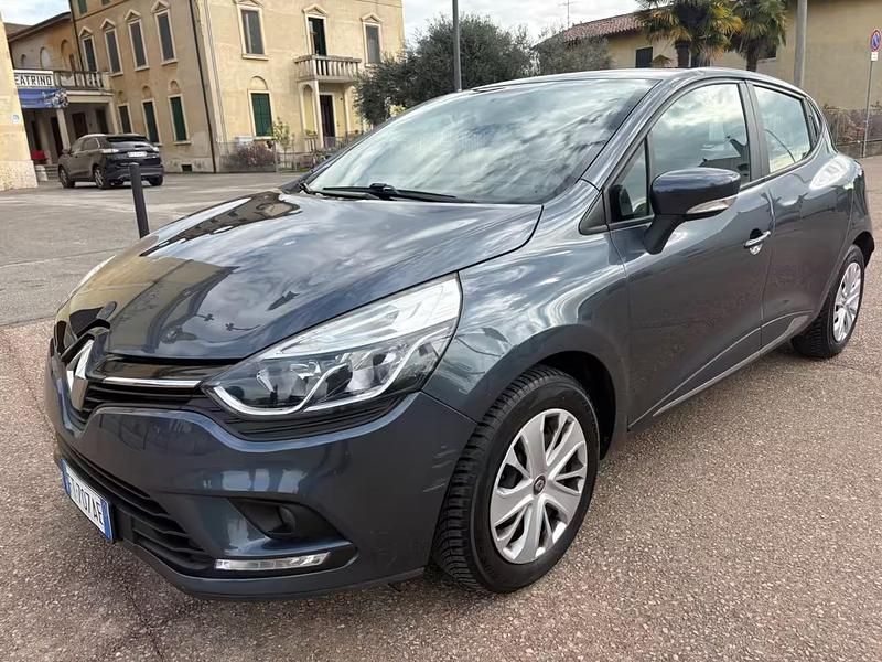 Usata Renault Clio IV 89 CV (65 kW) 2018 Grigio Berlina