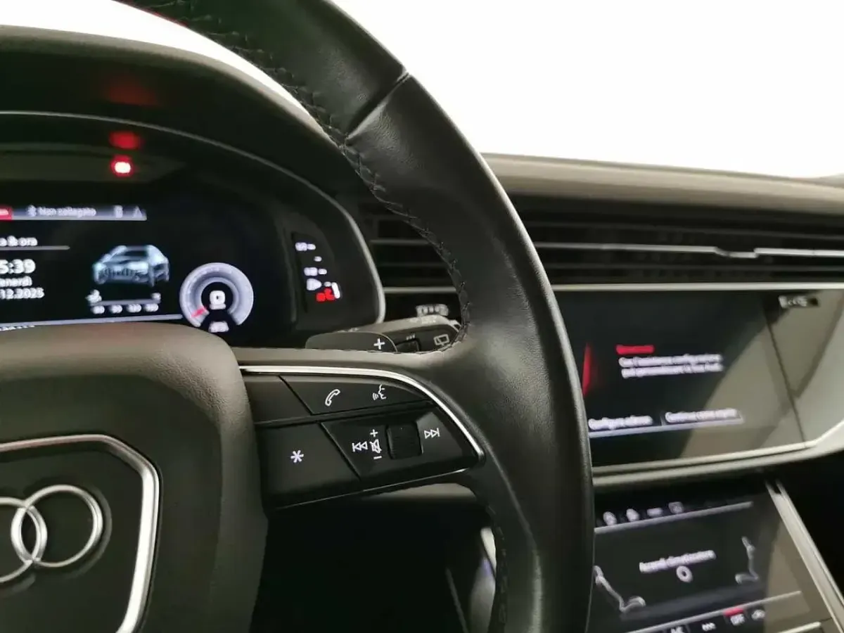 Usata Audi Q8 Sport 2021 Grigio SUV