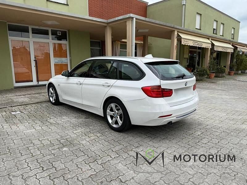 Usata BMW 320 Sport Line 184 CV (135 kW) 2014 Bianco Station wagon