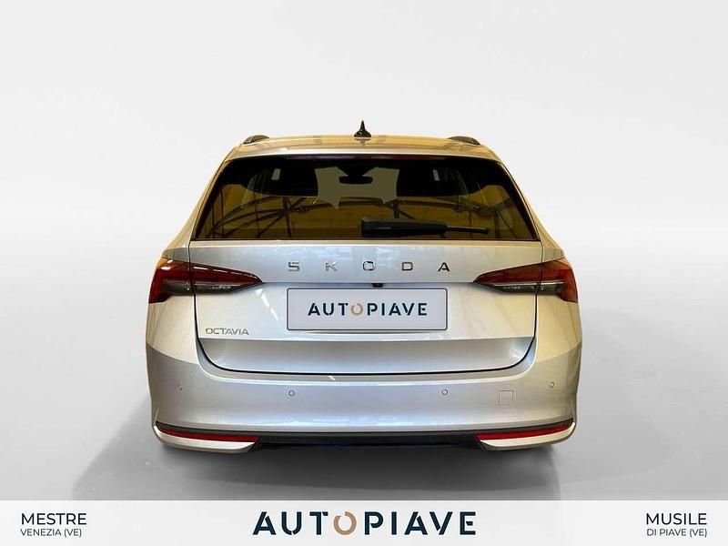 Usata Skoda Octavia Executive 150 CV (110 kW) 2025 Argento Station wagon