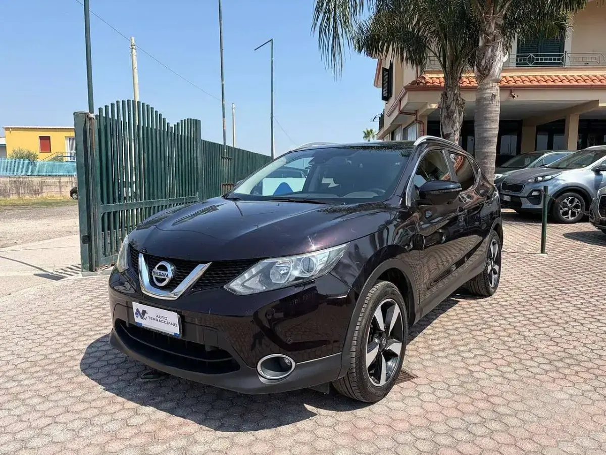 Usata Nissan Qashqai Acenta 110 CV (80 kW) 2017 Nero SUV