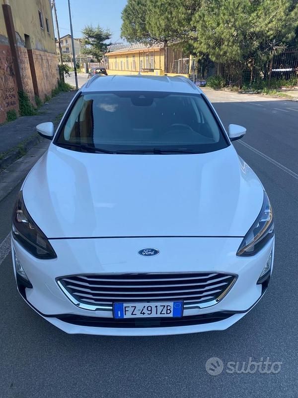 Usata Ford Focus 120 CV (88 kW) 2020 Bianco Station wagon