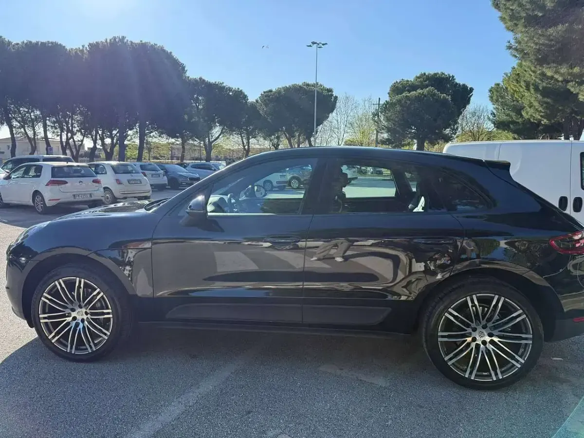 Usata Porsche Macan 252 CV (185 kW) 2017 Nero SUV