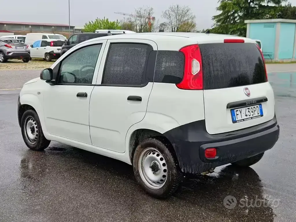 Usata Fiat Panda Pop 69 CV (50 kW) 2018 Bianco Utilitaria
