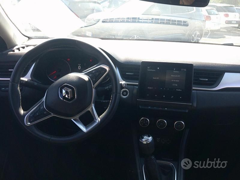 Usata Renault Captur Zen 91 CV (66 kW) 2021 Grigio SUV