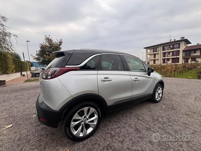 Usata Opel Crossland X 102 CV (75 kW) 2018 Grigio SUV