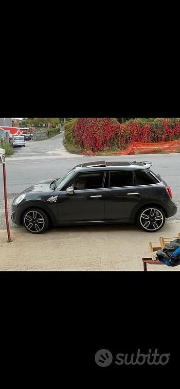 Usata Mini Cooper 170 CV (125 kW) 2015 Grigio Utilitaria