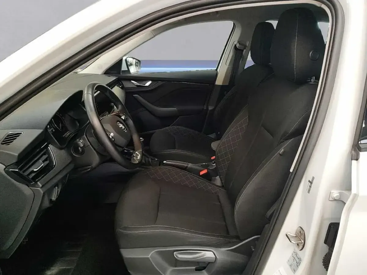 Usata Skoda Kamiq Ambition 95 CV (69 kW) 2022 Bianco SUV