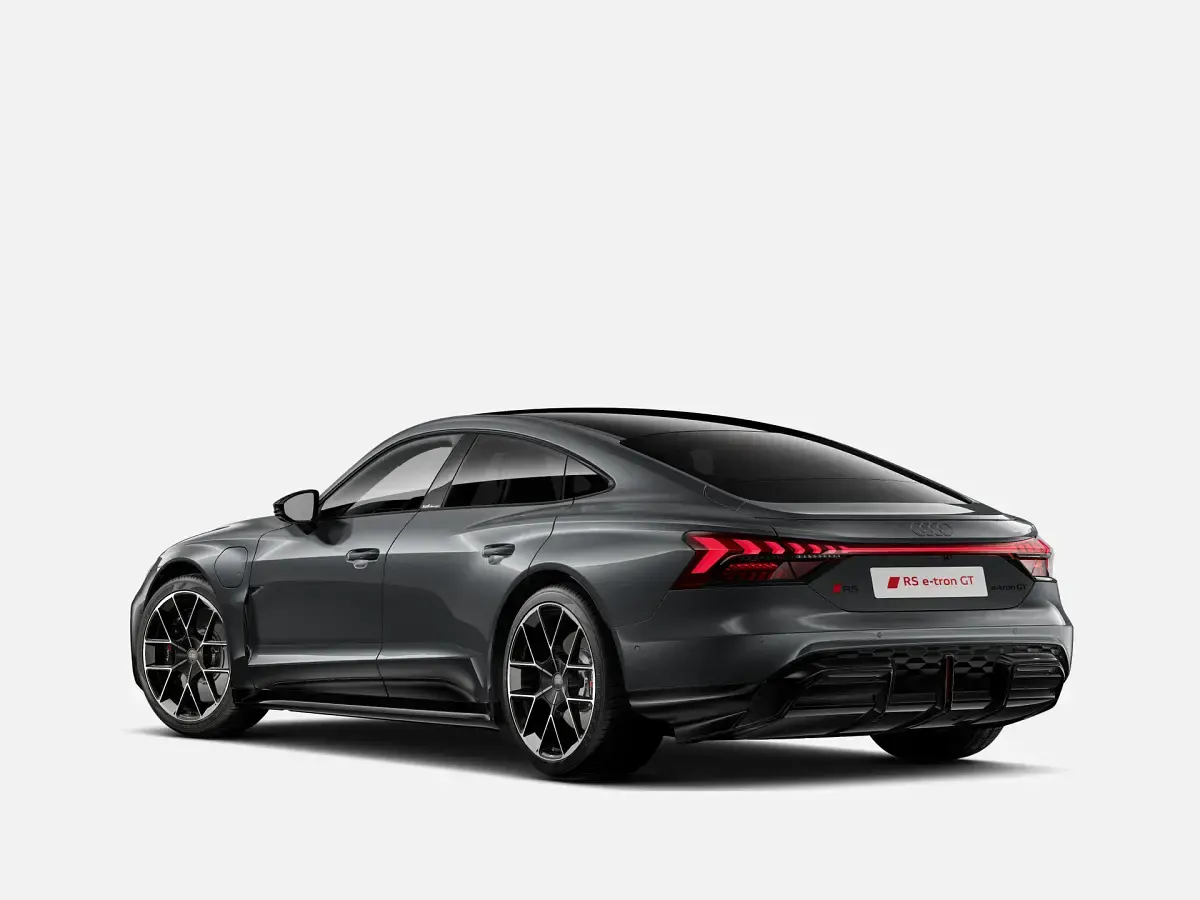 Nuova Audi e-tron GT quattro Ambiente 570 kW (775 CV) 2026 Colore carrozzeria personalizzato audi exclusive Berlina