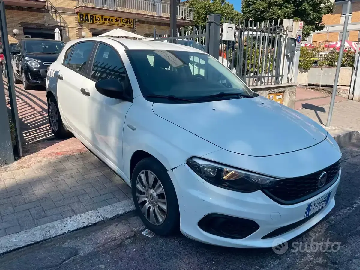 Usata Fiat Tipo 95 CV (69 kW) 2019 Bianco Berlina