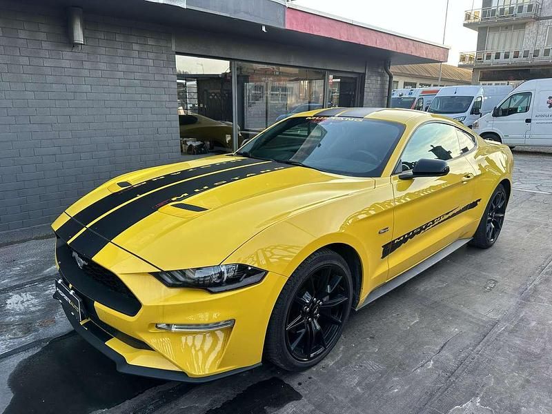 Usata Ford Mustang 317 CV (233 kW) 2018 Giallo Coupé