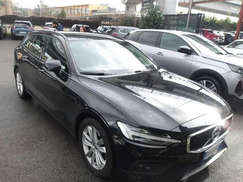 Usata Volvo V60 Business Edition 197 CV (144 kW) 2021 Nero mythos metallizzato Station wagon