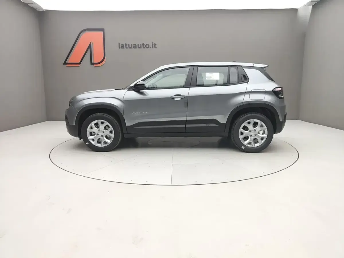 Nuova Jeep Avenger Altitude 101 CV (74 kW) 2025 Grigio SUV
