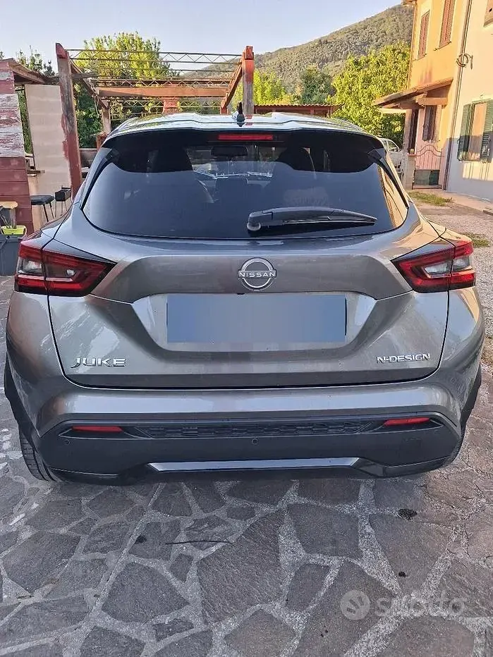 Usata Nissan Juke 114 CV (83 kW) 2023 Grigio SUV
