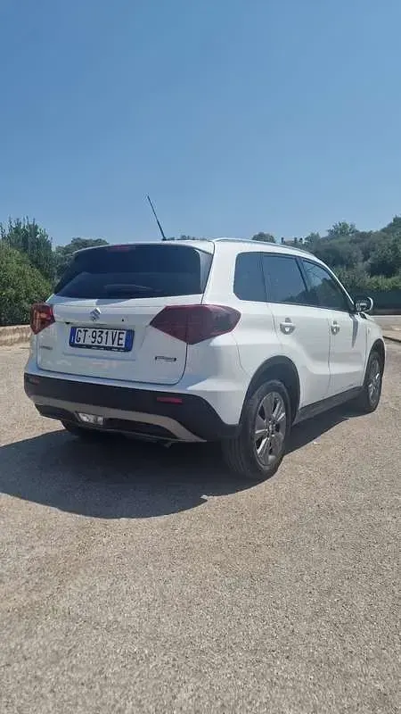 Usata Suzuki Vitara Cool 129 CV (94 kW) 2024 SUV