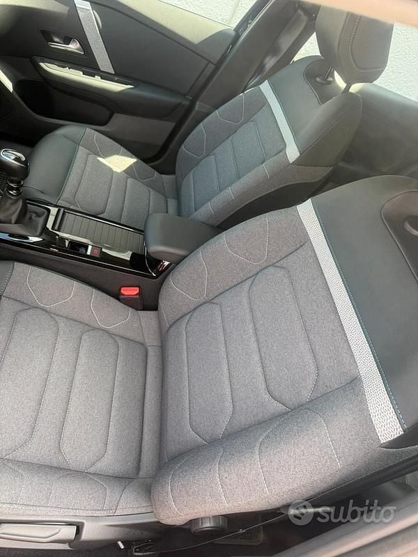 Gebraucht Citroën C4 131 PS (96 kW) 2024 SUV