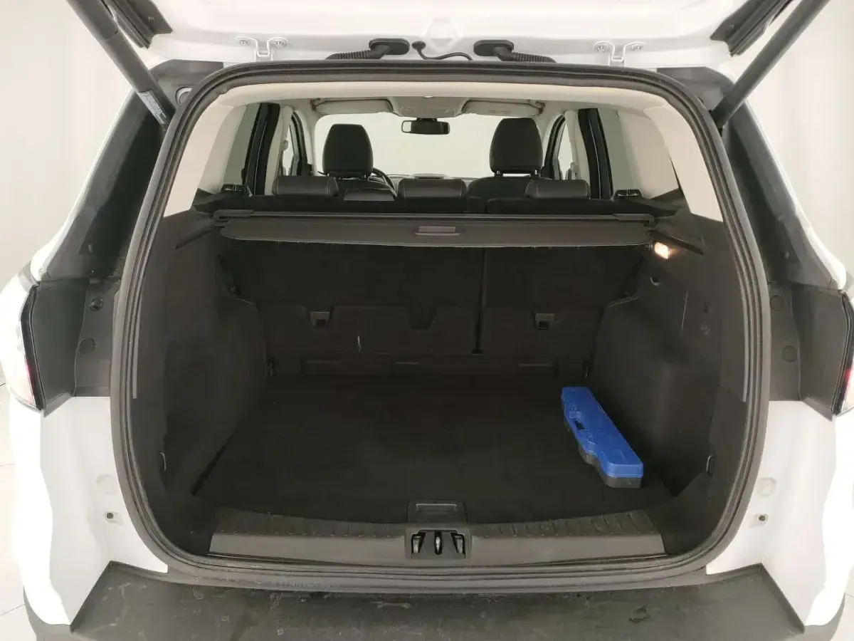 Usata Ford Kuga Titanium S 150 CV (110 kW) 2018 Bianco SUV
