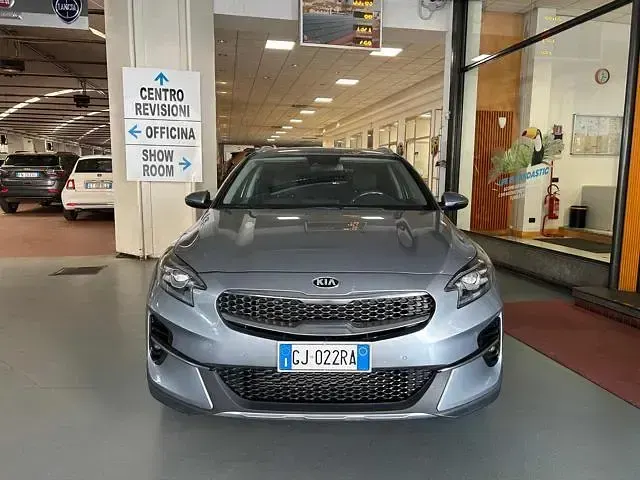 Second-hand Kia XCeed 119 CP (87 kW) 2022 Gri SUV