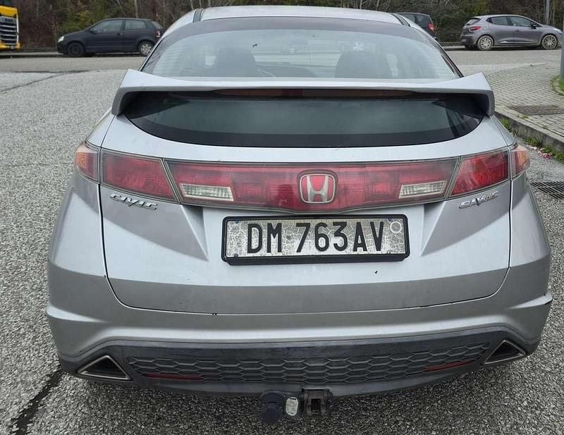 Usata Honda Civic Elegance 140 CV (102 kW) 2007 Berlina
