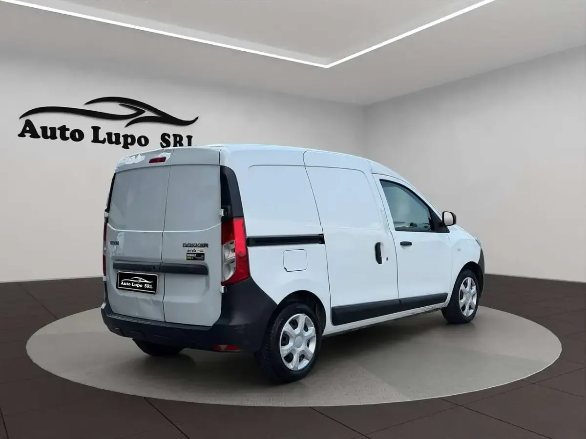 Usata Dacia Dokker 75 CV (55 kW) 2016 Bianco Monovolume