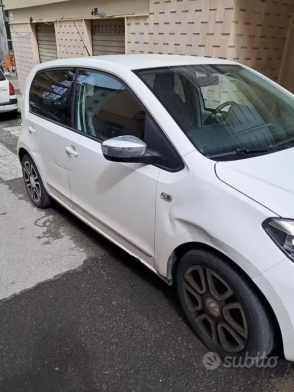 Usata VW up! 2013 Bianco Utilitaria