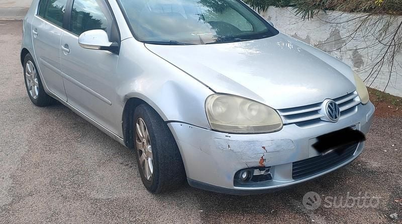Usata VW Golf V 105 CV (77 kW) 2007 Grigio Berlina