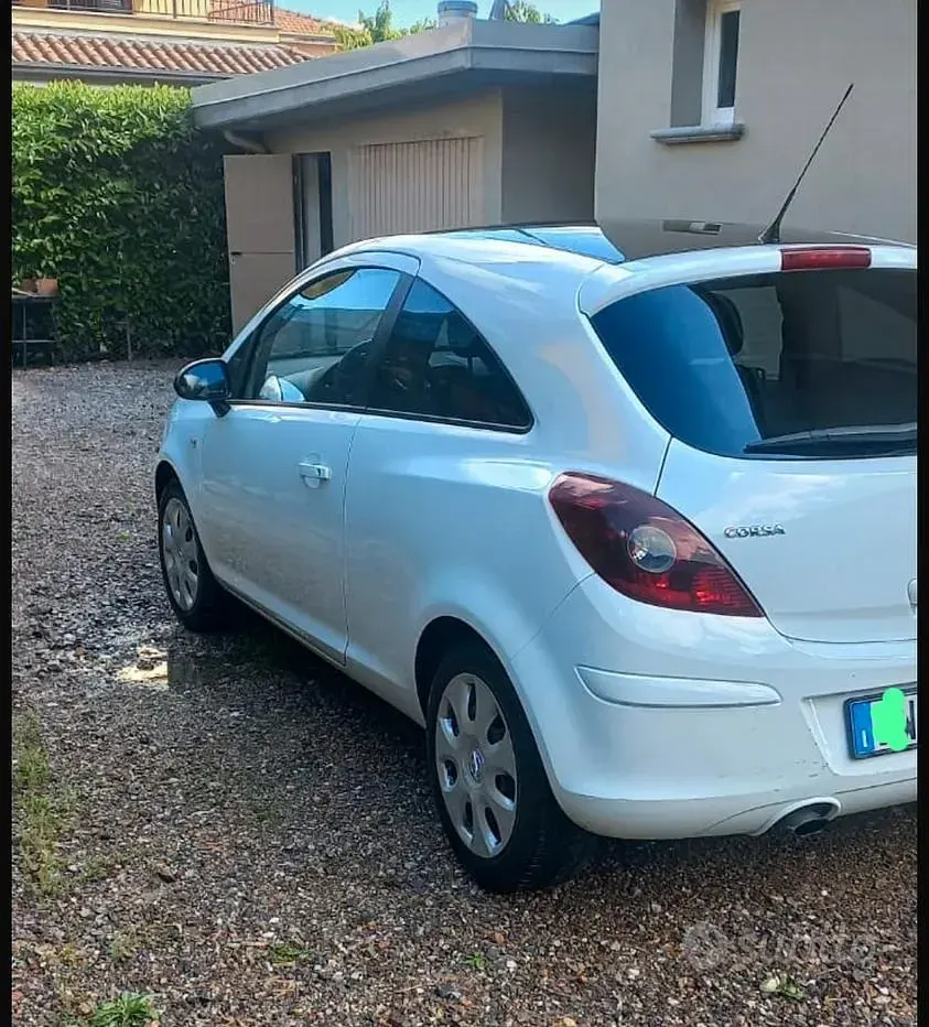 Usata Opel Corsa 2015 Bianco Utilitaria