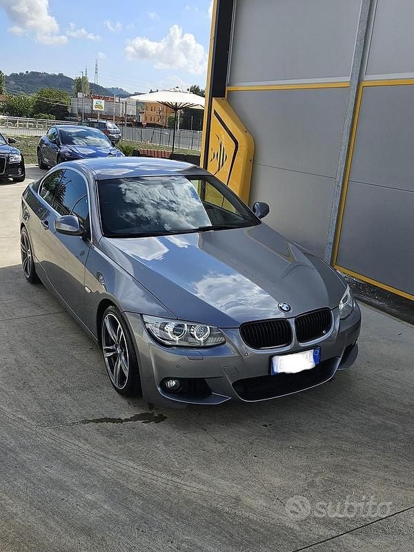 Begagnad BMW 335 306 HK (225 kW) 2010 Grå Sportkupé