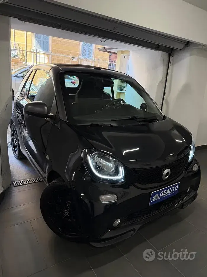 Usata Smart ForTwo Cabrio 90 CV (66 kW) 2019 Nero Cabrio
