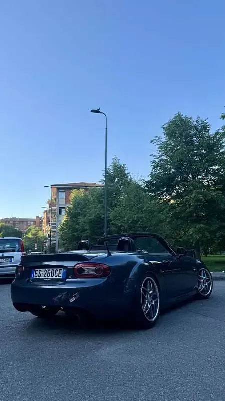 Usata Mazda MX5 126 CV (92 kW) 2013 Grigio Cabrio