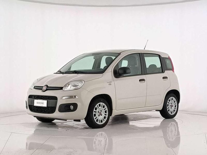 Beige cappuccino Usata 2016 Fiat Panda Easy Tre volumi | 8700 € (Buon prezzo) - Immagine 1/4