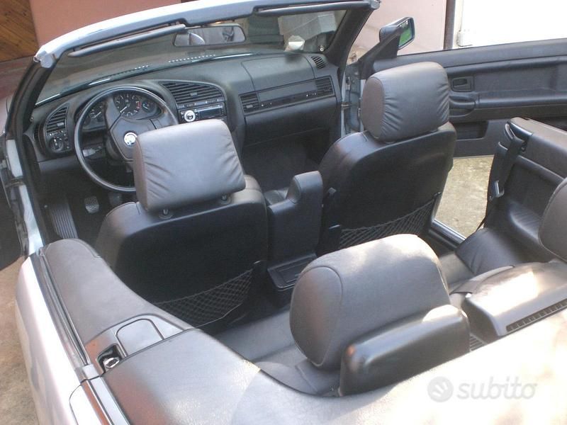 Usata BMW 318 Cabriolet 116 CV (85 kW) 1997 Grigio Cabrio