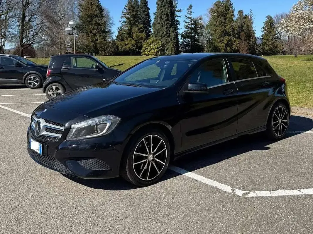 Usata Mercedes 200 156 CV (114 kW) 2014 Nero Berlina
