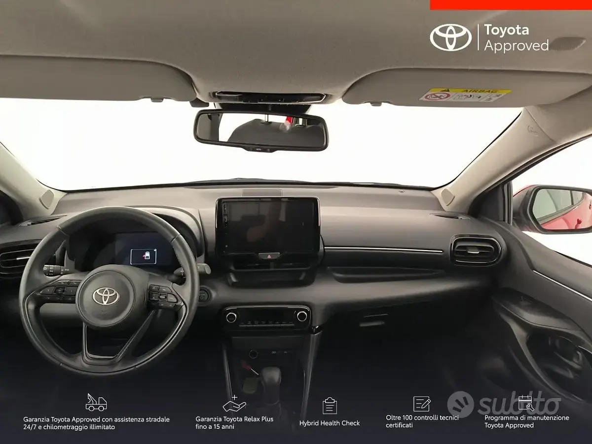 Usata Toyota Yaris Hybrid Trend 116 CV (85 kW) 2025 Emotional red pearl Berlina