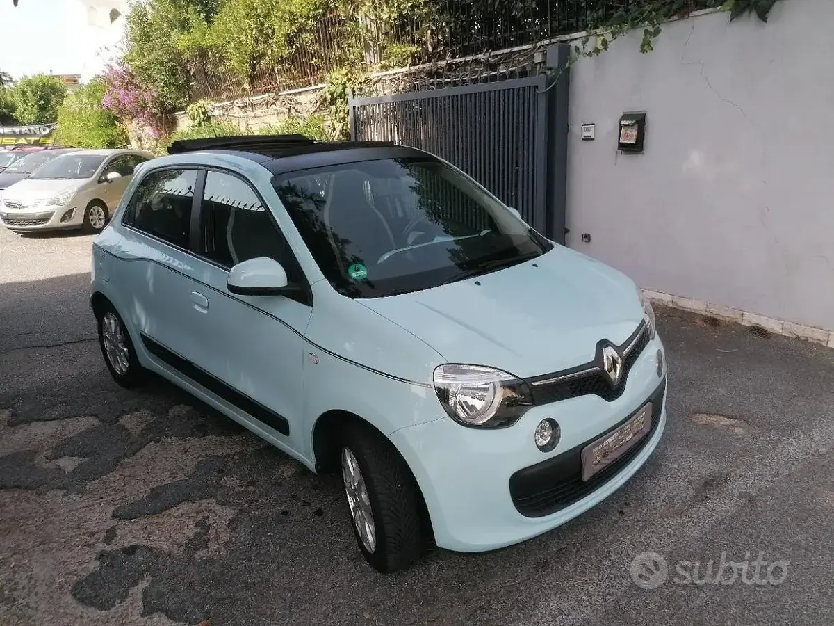 Usata Renault Twingo 69 CV (50 kW) 2015 Bluazzurro Utilitaria