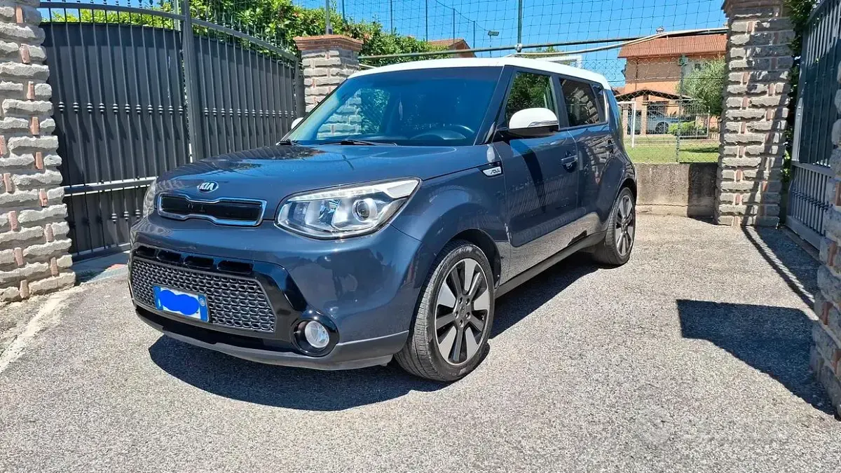 Usata Kia Soul 136 CV (100 kW) 2015 Blu SUV