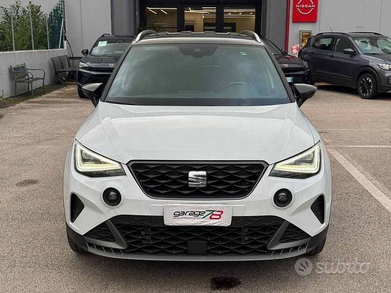 Usata Seat Arona FR 116 CV (85 kW) 2024 Bianco SUV