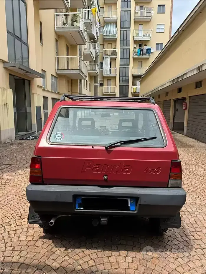 Usata Fiat Panda 4x4 Trekking 48 CV (35 kW) 2002 Rosso Utilitaria
