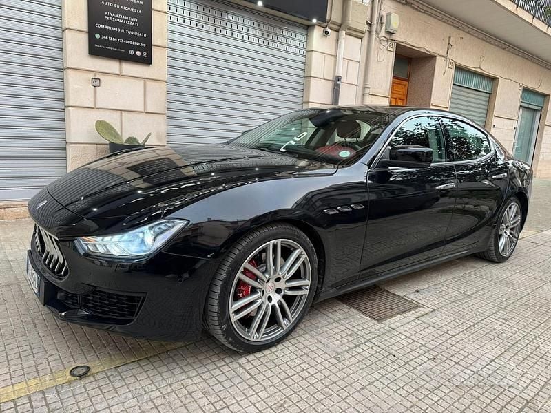 Usata Maserati Ghibli 250 CV (183 kW) 2018 Nero Berlina