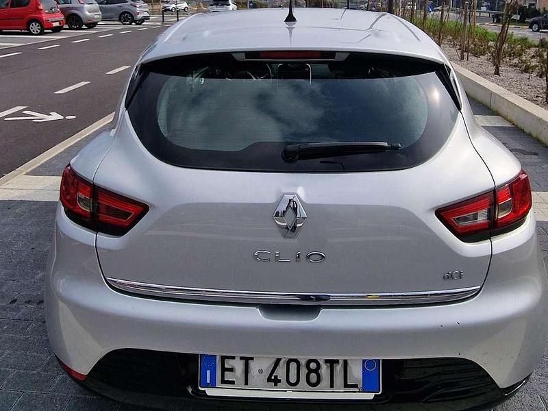Usata Renault Clio IV 75 CV (55 kW) 2014 Argento Berlina